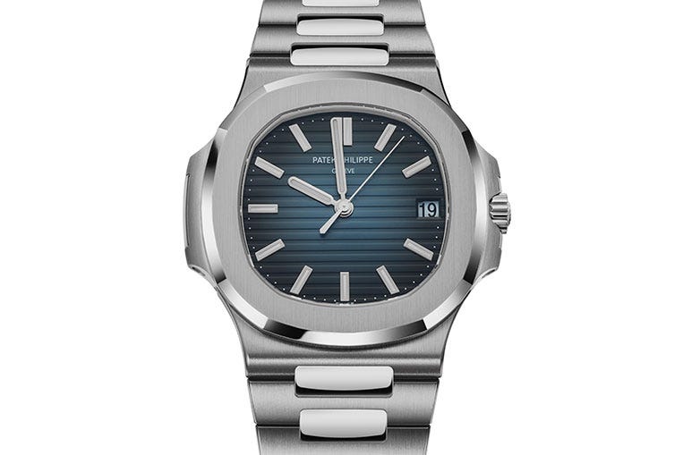 La Patek Philippe Nautilus est souvent considérée comme un raffinement de la Royal Oak, et c'est facile de voir pourquoi